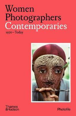 Women Photographers: Contemporaries: (19 - 2